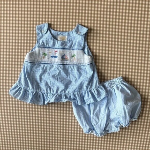 Rosalina Collections smocked beach scene blouse + bloomers. Gingham. Size 2/3 - Picture 2 of 16